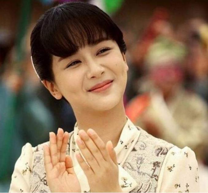 为什么年纪轻轻有了泪沟和法令纹,为什么年纪轻轻脸下垂法令纹深