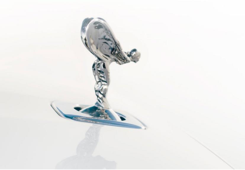 劳斯莱斯h9霸气出场,红旗h9仿劳斯莱斯