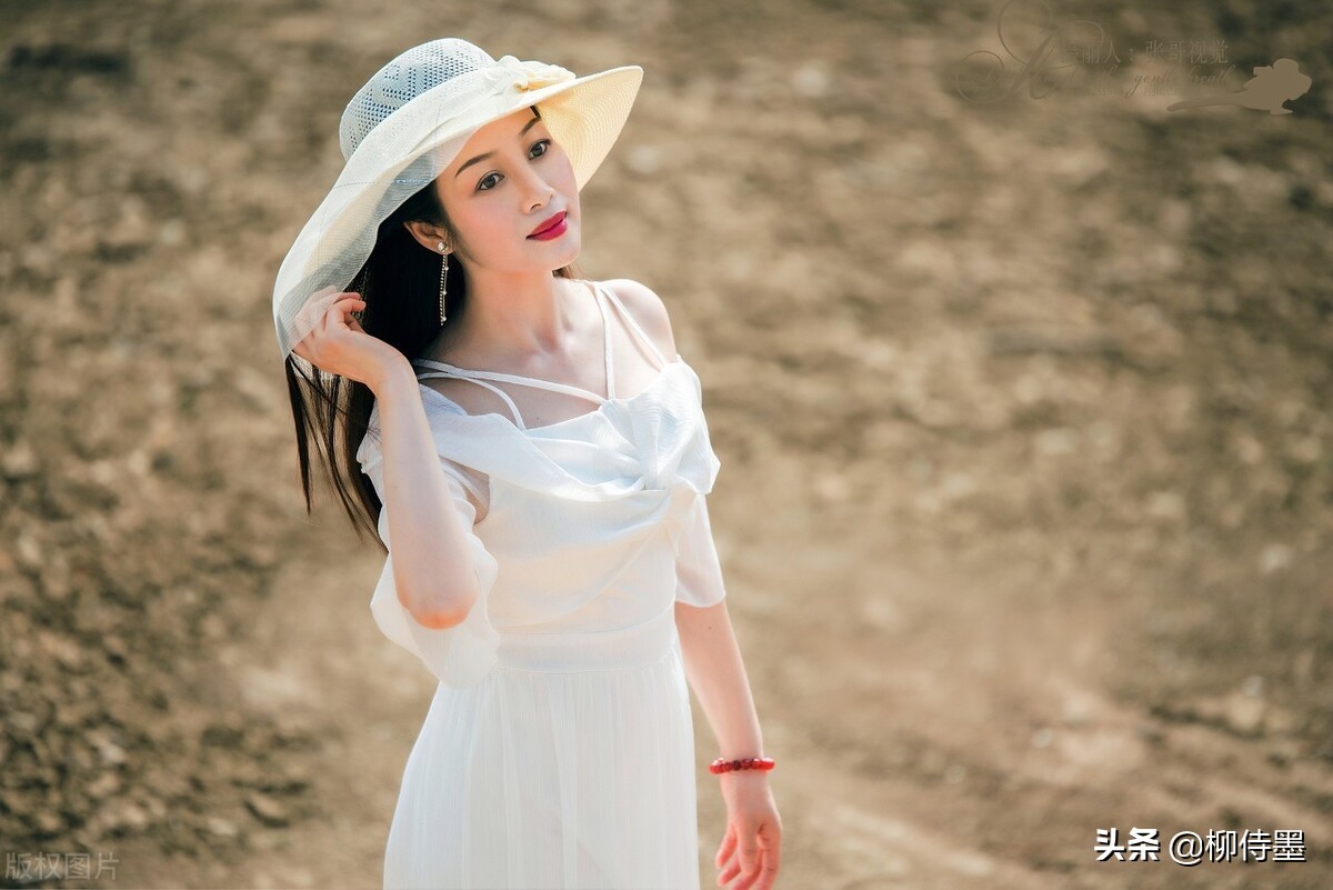 50岁左右中老年拍照姿势,老年如何拍照优雅