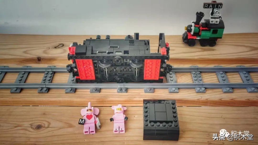 乐*官高**方套内moc最多的一款10183