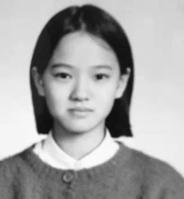 伊能静的坎坷情史：亲手葬送23年感情，离婚后嫁秦昊收获幸福