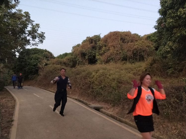 魅力深马,微马同行!六约微马助力深圳国际马拉松