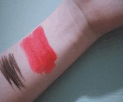 值得入手的美宝莲 (美宝莲值得买的单品有哪些)