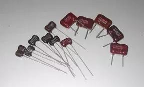 电机配超级电容,超级电容在电路中的应用