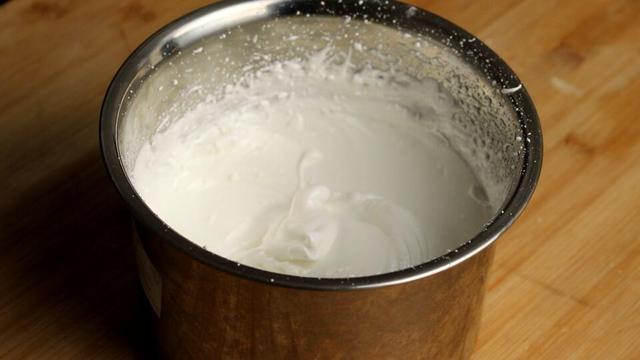 电饭煲做蛋糕开盖就回缩,电饭煲蛋糕为什么一开盖就回缩