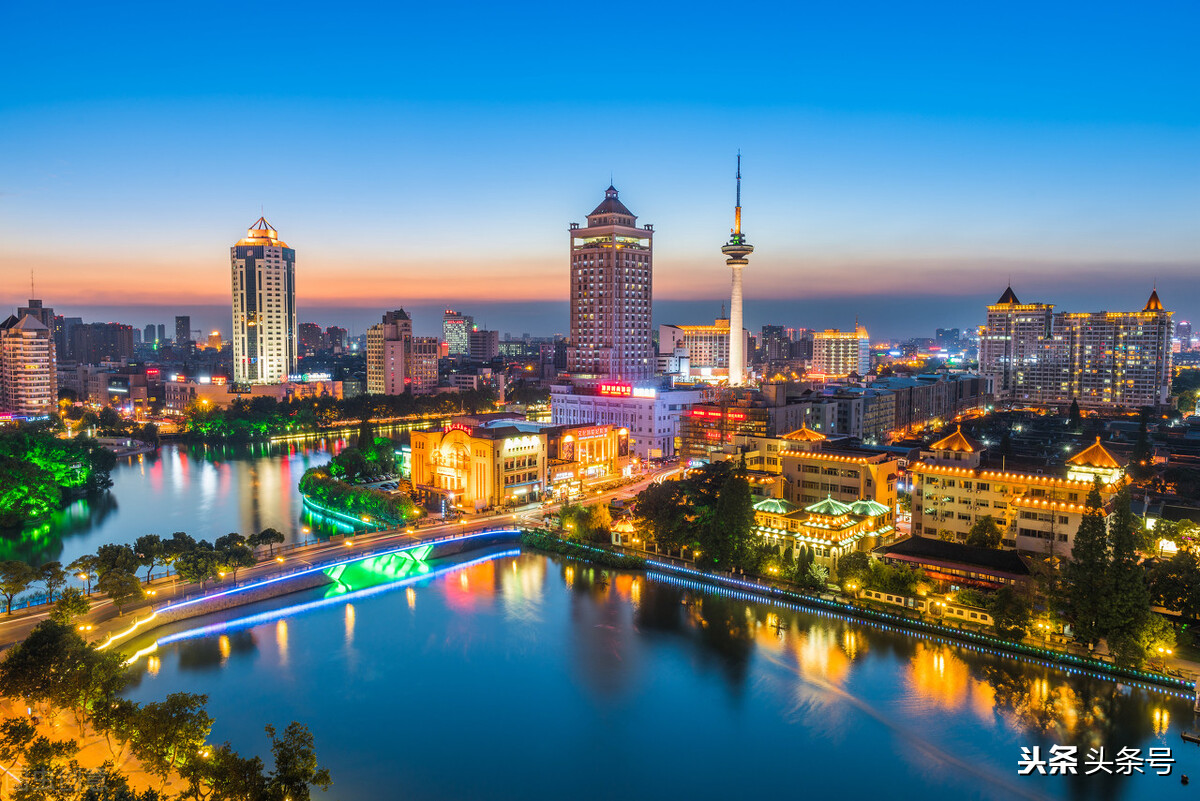 南通初中教师待遇,南通中学教师工资待遇一览表