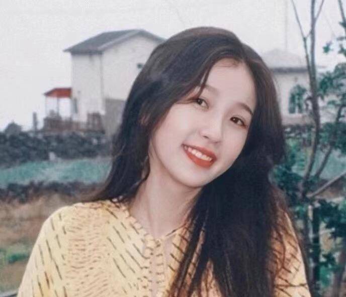 教你一招轻松去除草莓鼻黑头,如何改善自己的草莓鼻和黑头