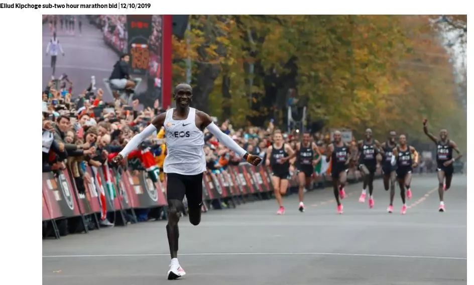 靠收牛奶买下第一双跑鞋的他,如今代表人类迈出挑战自我的一大步