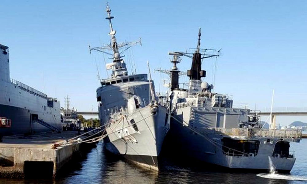 超级核动力航母拆解,航母为什么要拆解而不是放了报废