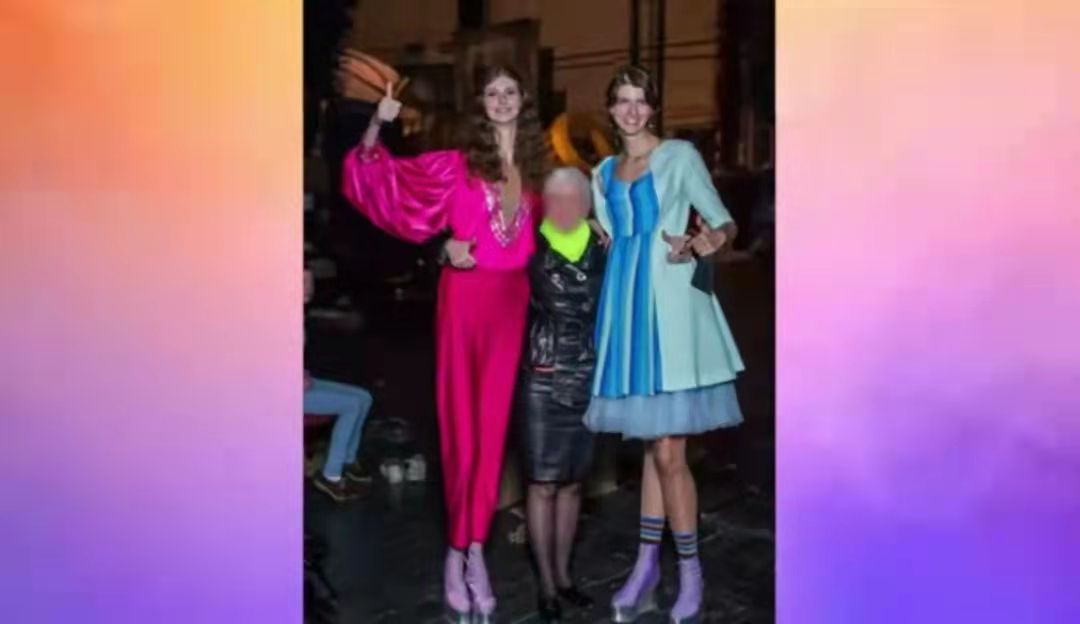 女孩得“肢体细长症”脖子18厘米长，从自卑抑郁变成自信仙女