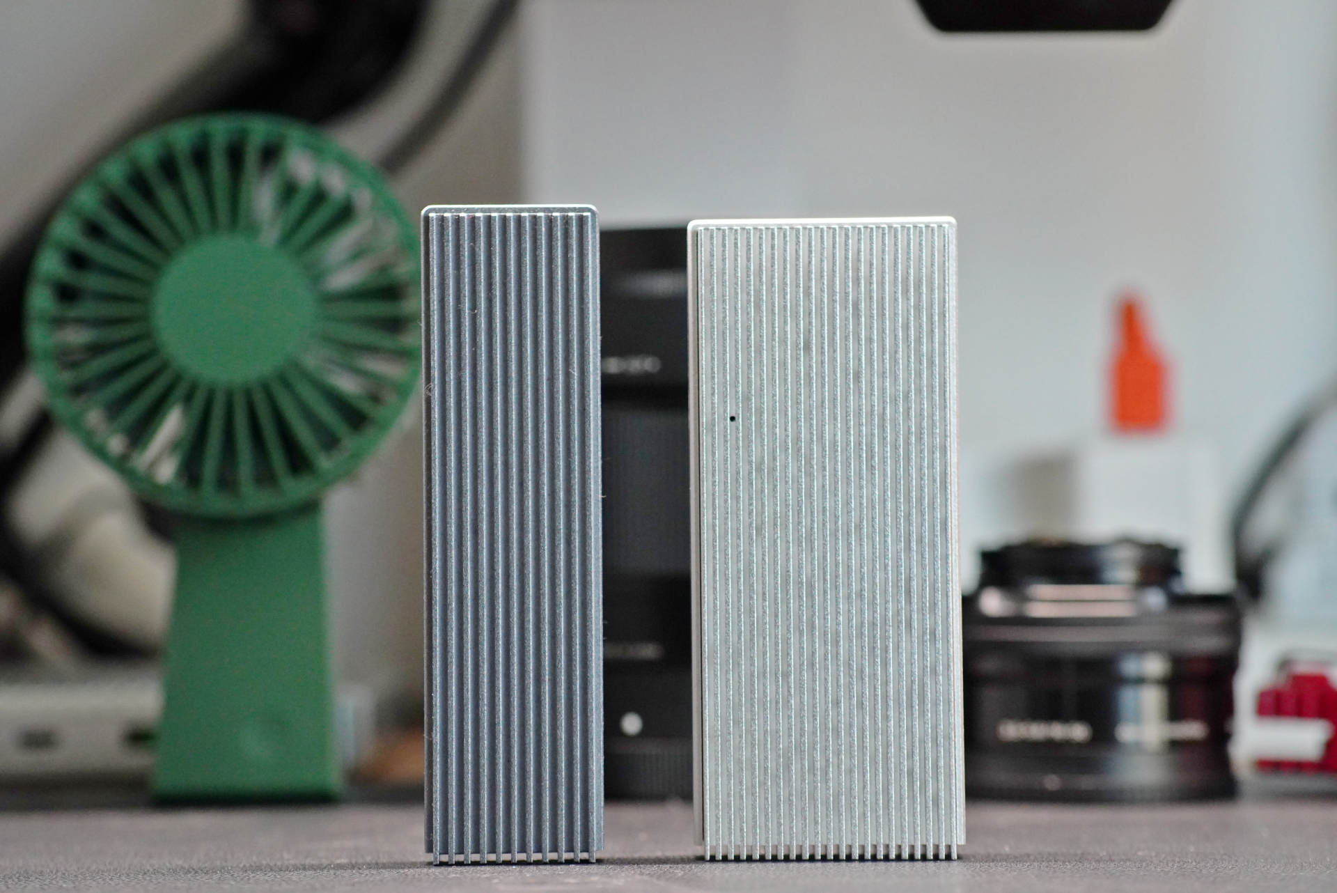 雷电3移动硬盘盒测试,雷电3硬盘盒使用感受