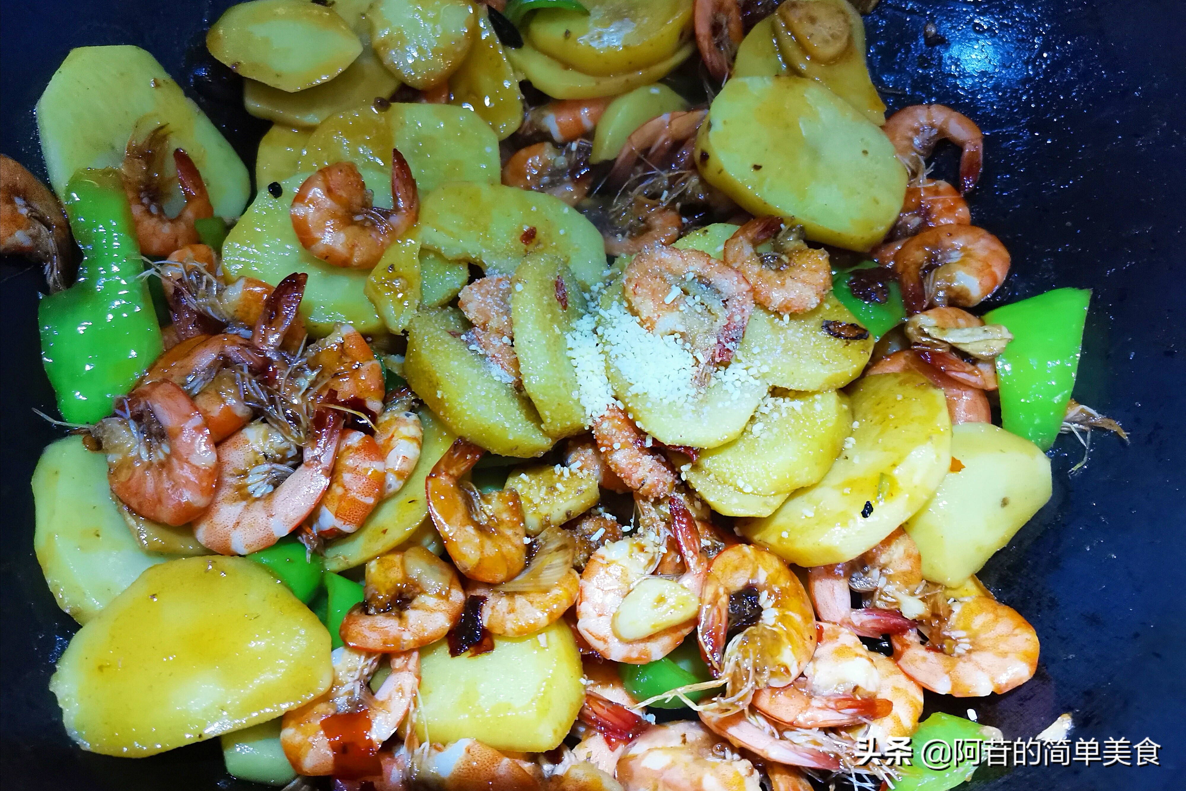 小虾配什么炒好吃,小鱼小虾焖土豆