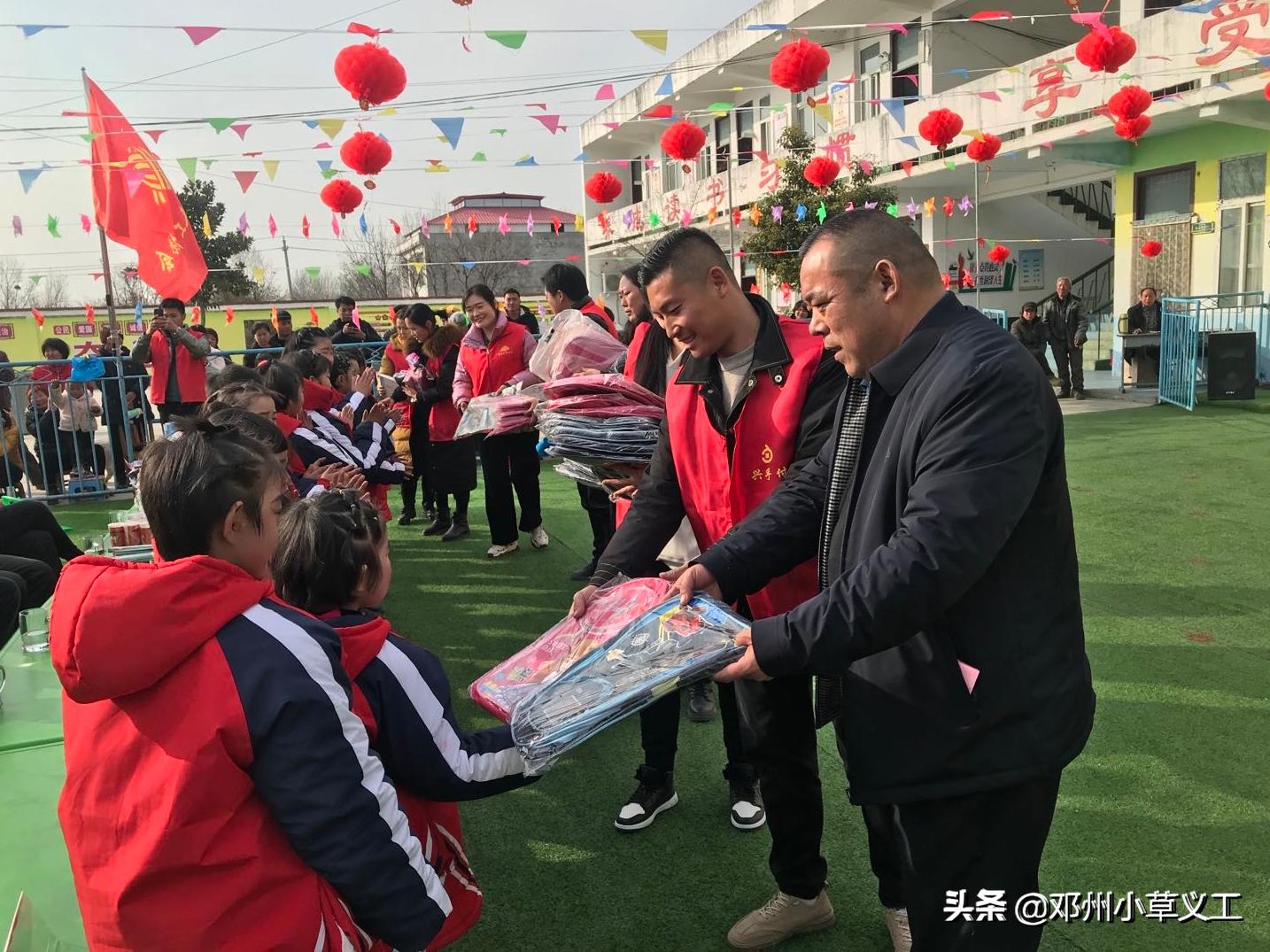 南阳市爱心公益活动,南阳关爱事实孤儿公益项目启动