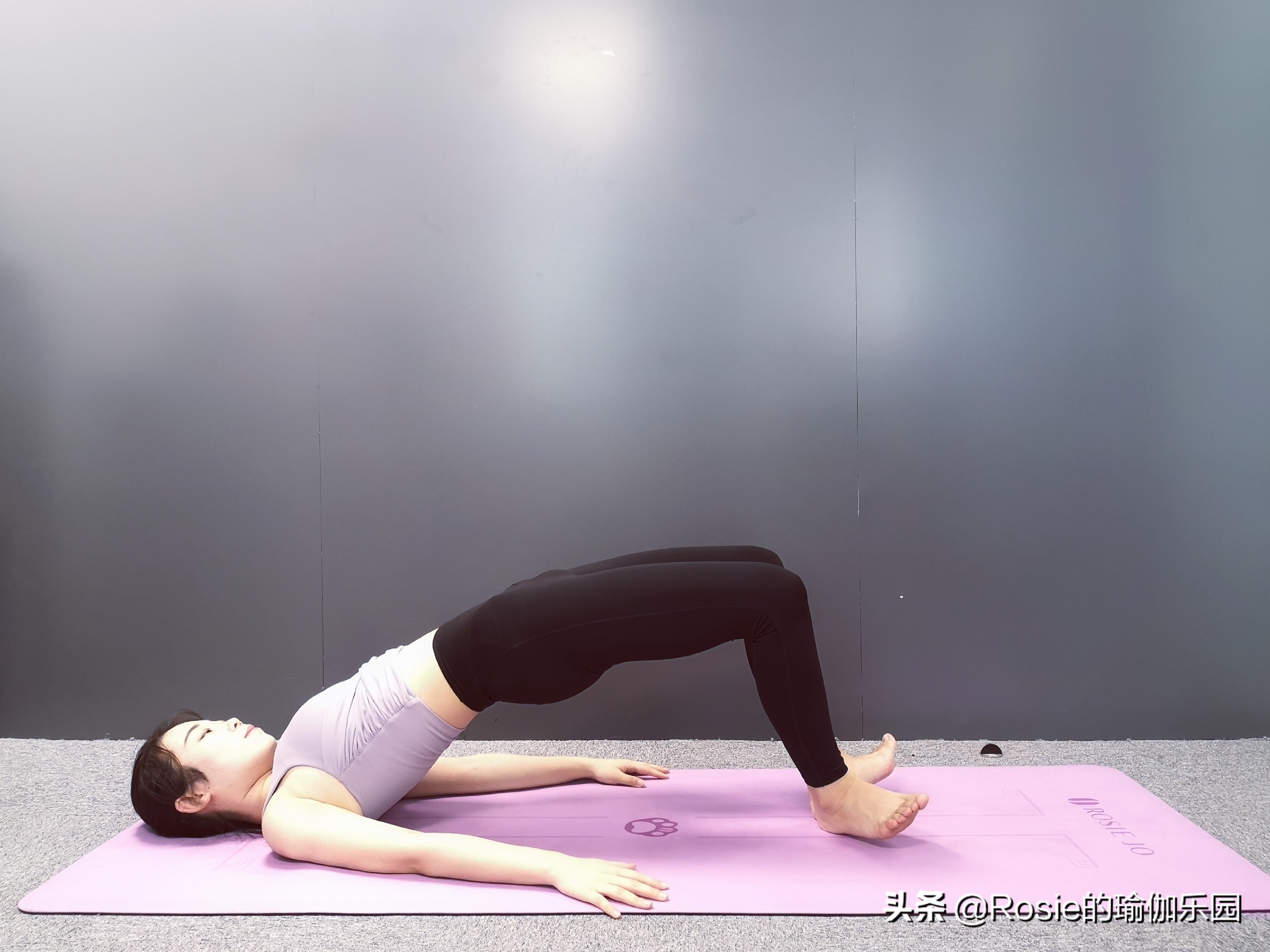 大腿根缝隙大o型腿怎么矫正,穿软鞋子造成o型腿怎么矫正