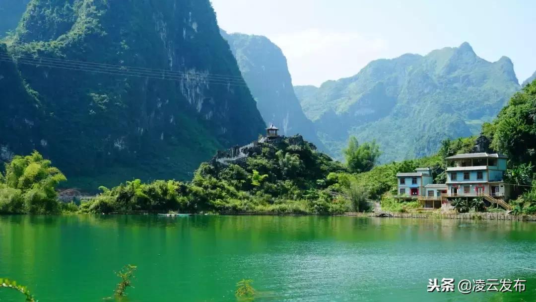 浩坤湖人间仙境,浩坤湖风景区旅游攻略