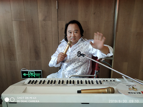 同欢共庆党的生日,欢聚一堂共迎党的生日