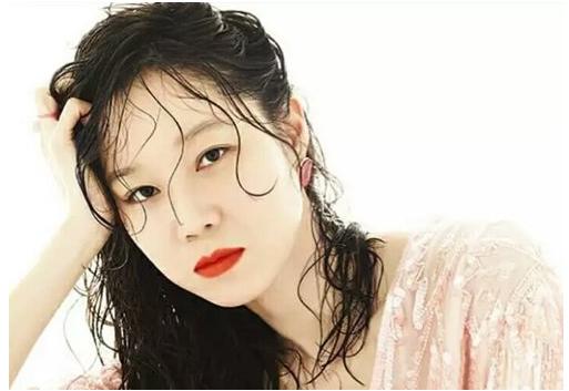 椭圆脸烫什么发型比较显发量,胖脸型适合什么发型不烫不打薄