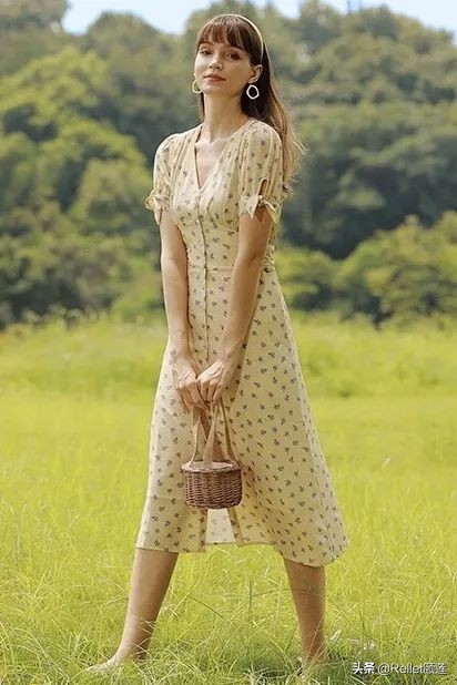 2020年流行这样穿,品如衣服穿搭