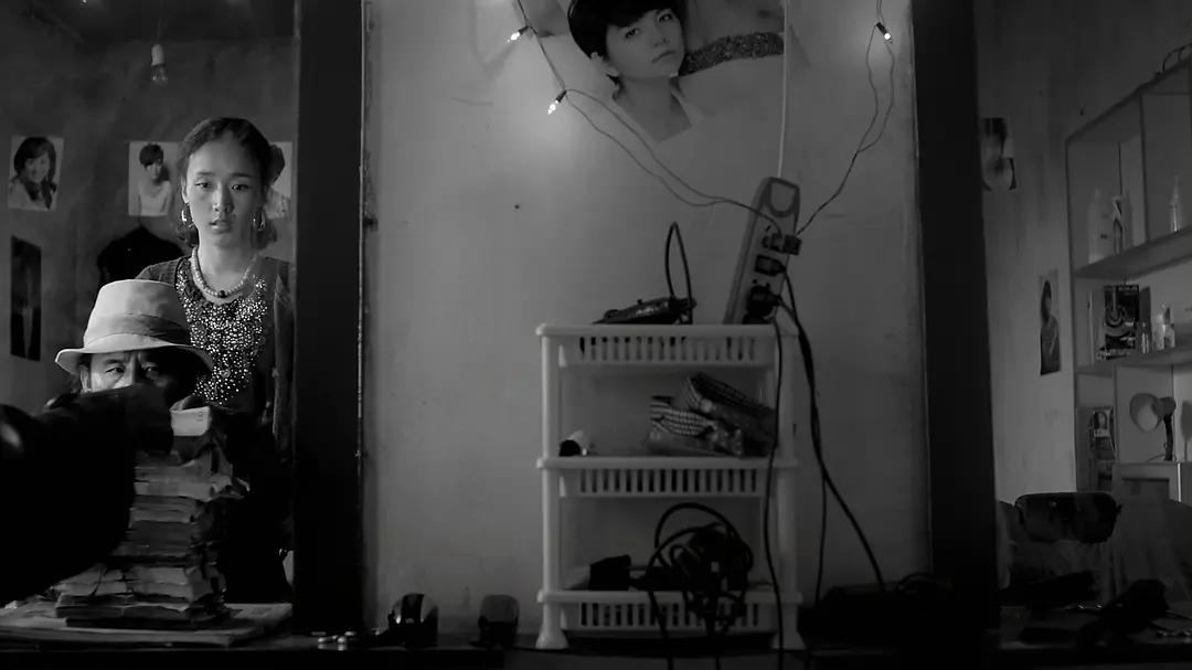 40岁牧羊人被发廊妹骗去16万血汗钱，这电影后劲太大