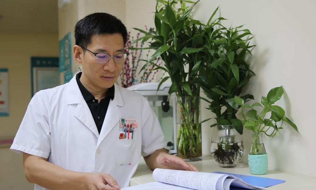 「名医风采」这位山东汉子，为无锡妇科界开辟创新治疗道路