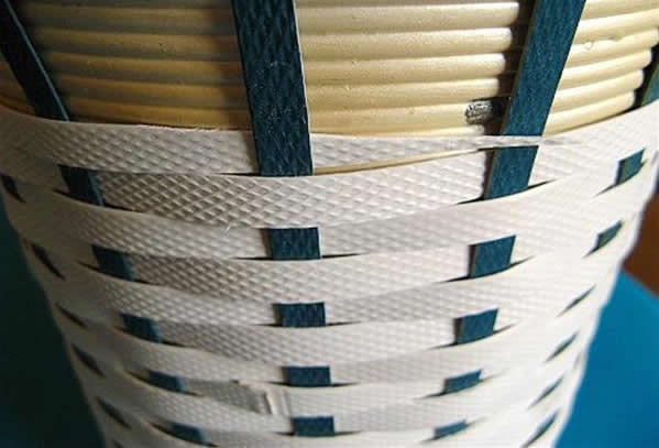 打包带编手工花篮教程视频,教你用打包带编圆篮子视频