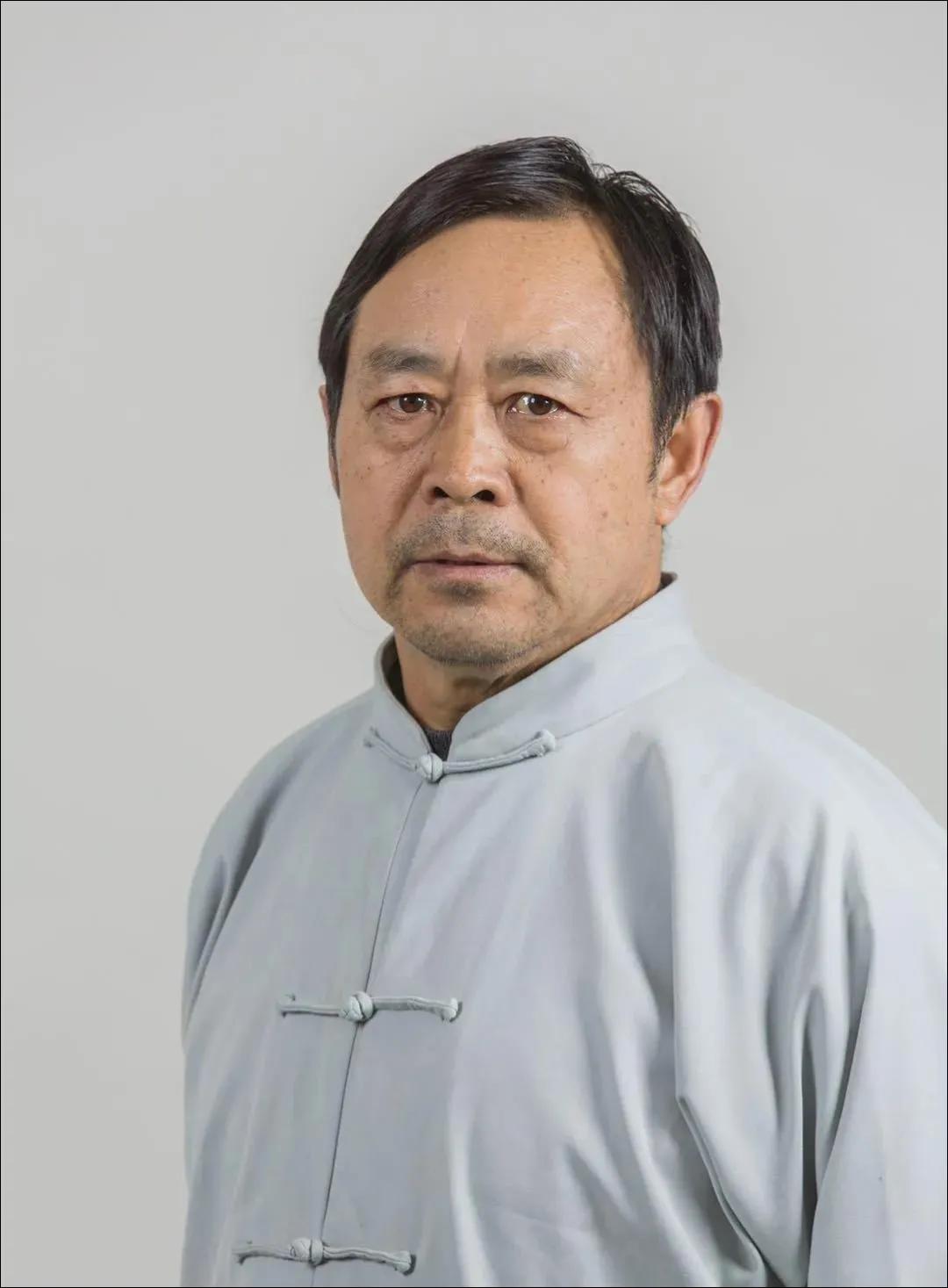 杨幂快手周涨粉738万;抖音打击演戏炒作卖货|短视频周榜