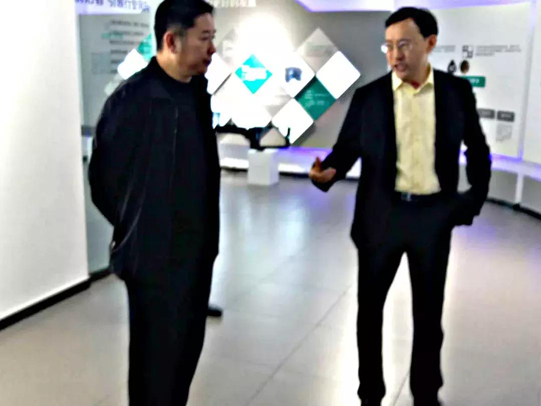 这家安庆商会很牛，赵雯副主席，陈冰冰市长经常来视察