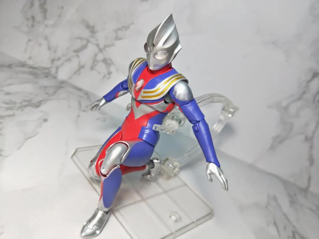 光的继承者迪迦奥特曼国语版,shf特利迦奥特曼开箱