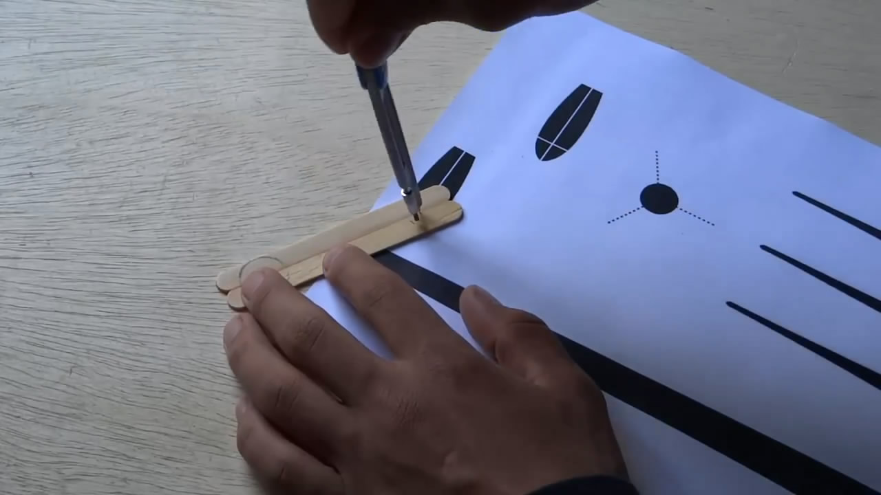 迷你木质风车模型，制作方法很简单，摆在家里风车漂亮（图解）