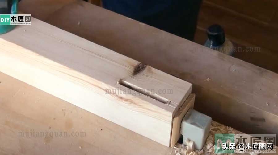 榫卯实木桌制作视频教程,传统榫卯木桌子最简单方法