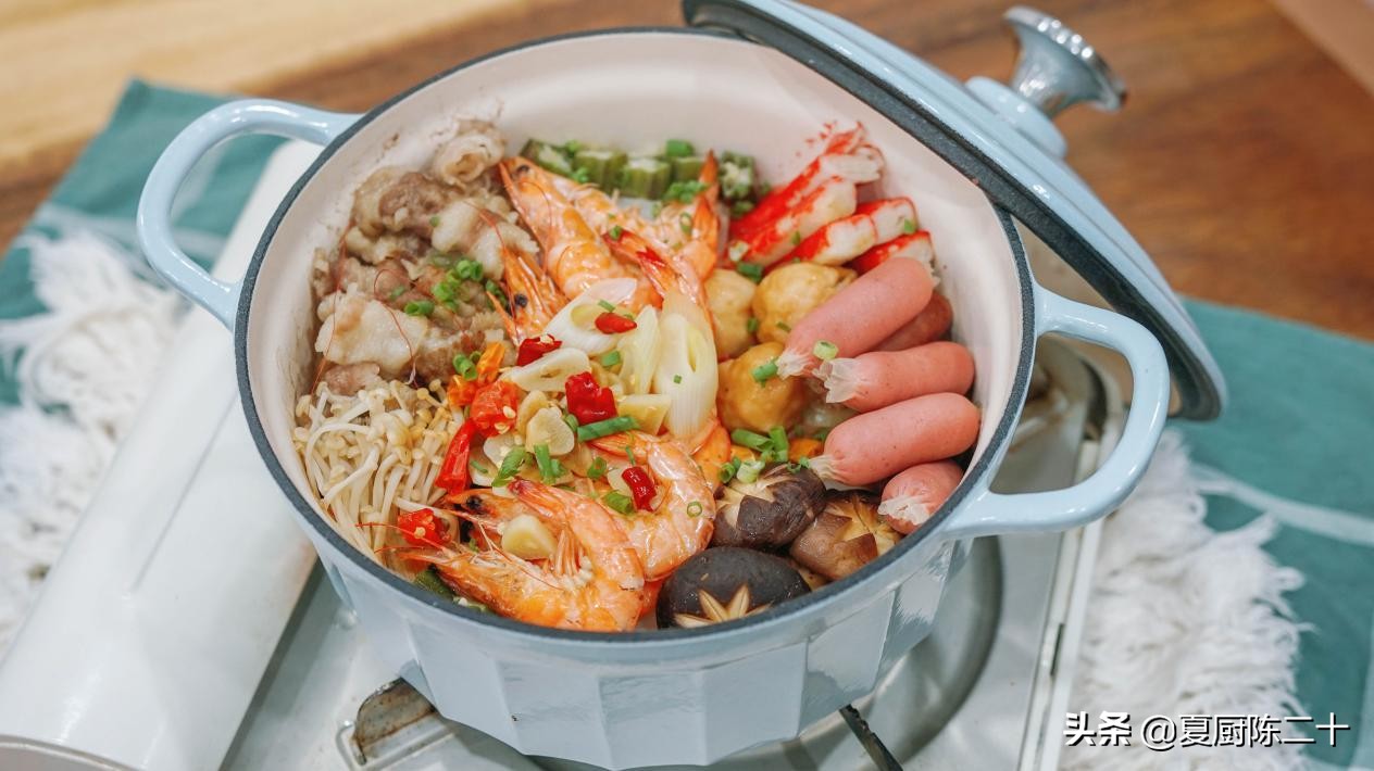 冬天吃一顿暖暖的部队火锅,微凉的季节