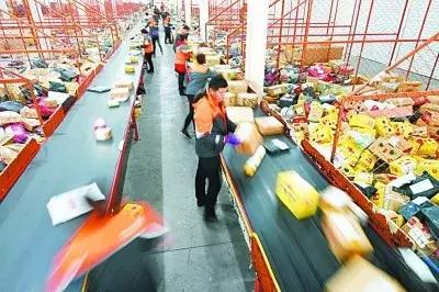 朋友圈渐成商业圈平台责任要明确,当朋友圈变为现实