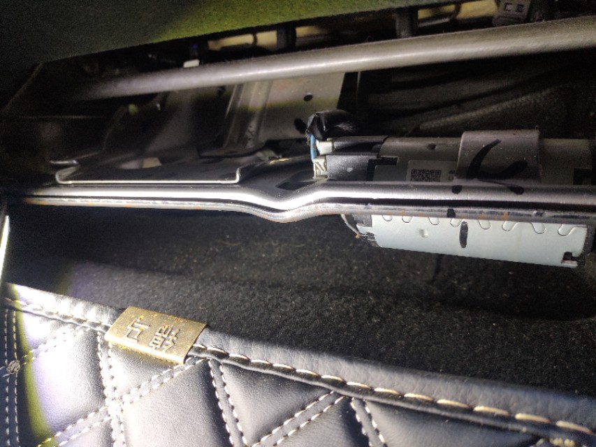 2015年天籁2.0二手价格,15年2.0极品日产天籁