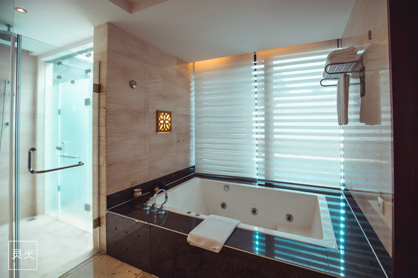 坐轮船多少钱三亚,去三亚坐轮渡7座车多少钱