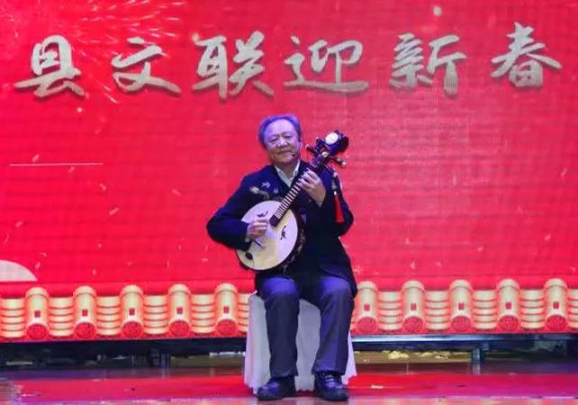 黑龙江勃利:京东大鼓歌盛世琴弦弹奏时代音