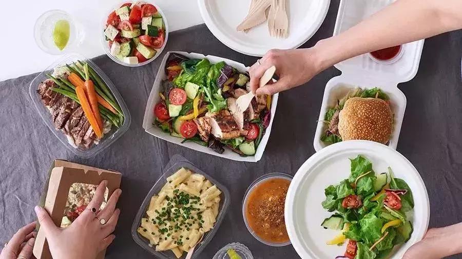 星巴克试运营外卖,星巴克专星送新用户