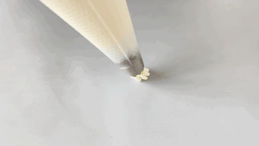 教人如何裱花视频讲解教程,蛋糕裱花必须知道的几种表现手法