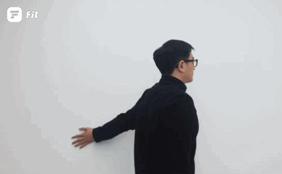 健身人群肩膀疼痛用什么药,健身人肩膀常见伤病