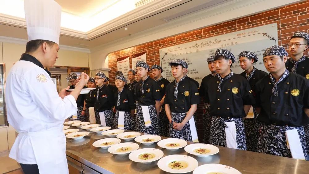 新东方烹饪学校主打学什么好,新东方烹饪教育上海