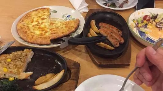 为什么“萨莉亚”的西餐能卖这么便宜?