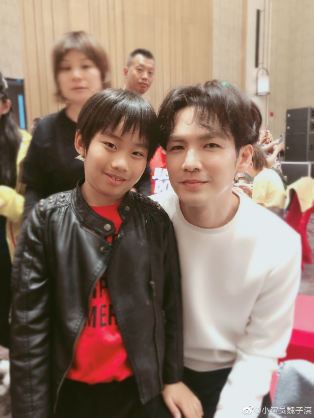 钟汉良又一新剧杀青来袭,钟汉良解放了杀青