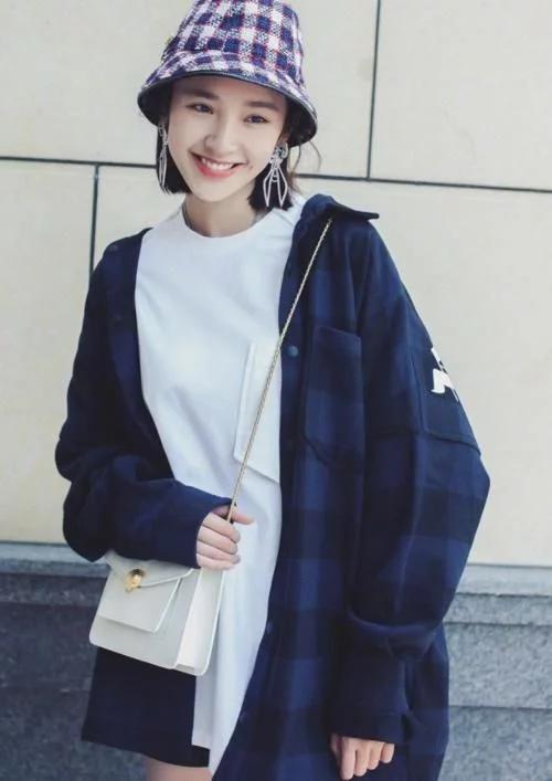 唐艺昕性感风造型,唐艺昕卫衣