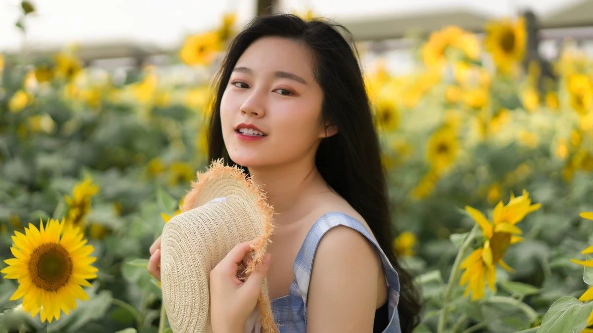 面对感情口是心非的人都容易错过,口是心非是多少人错过真爱的原因