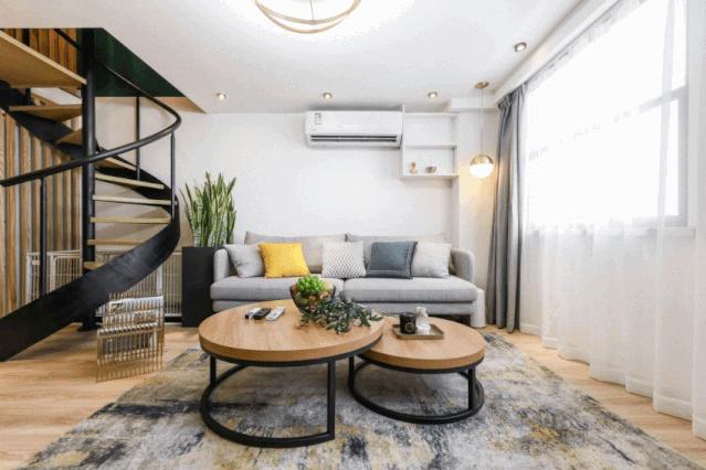 64㎡现代轻奢公寓，买了小复式，这样装修好精致