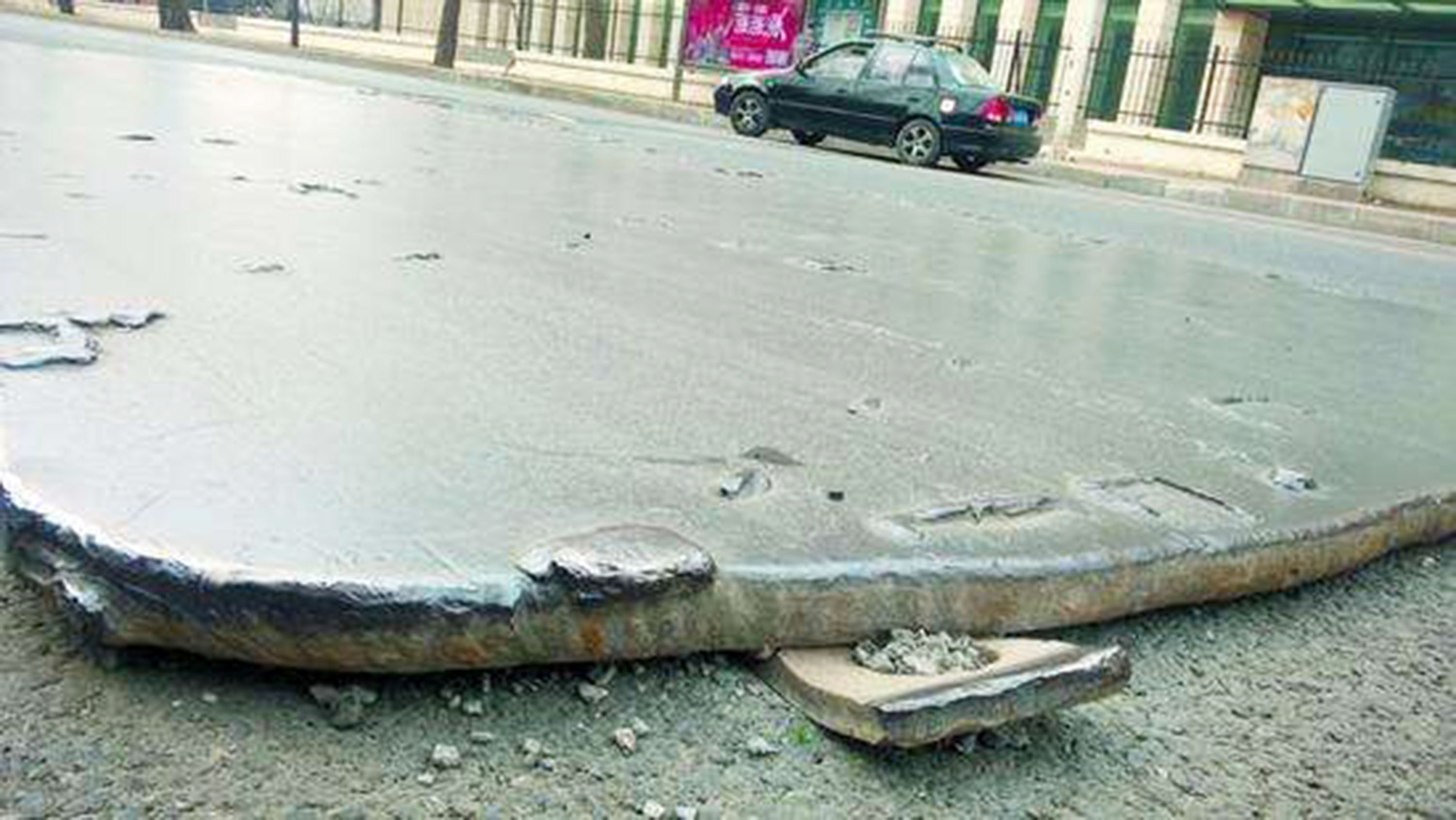 车轮胎被恶意锁住怎么办,汽车轮胎被上锁