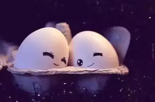 盐如人生：一勺盐，放进杯子里，会咸；撒进湖水里，会淡