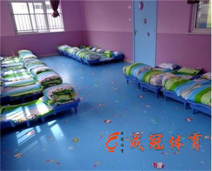 医院pvc地板胶怎么铺,幼儿园办公室地板胶怎么铺