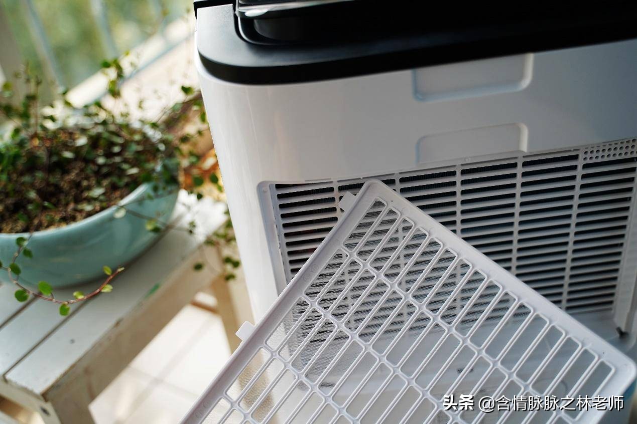 下雨天衣服干燥用除湿机,下雨天衣服湿了该怎样快速吹干