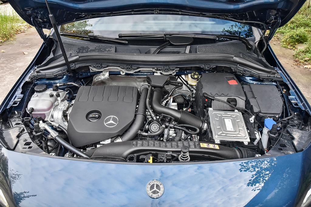 奔驰b级是什么意思,奔驰b级2020款