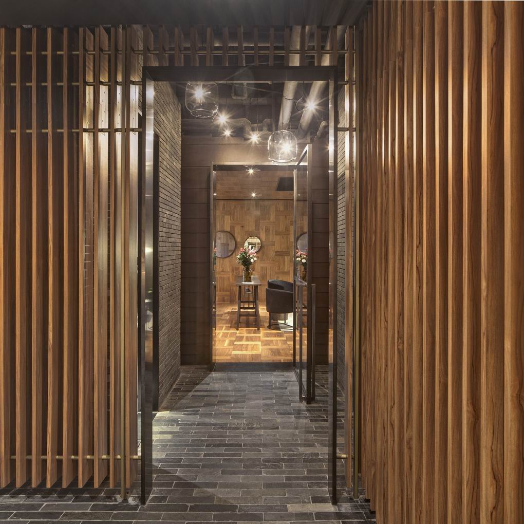 餐饮空间玄关图,深圳华苑一号餐饮空间